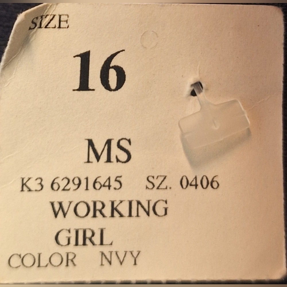 I.S.B. "Working Girl" Elegant Two-Tone Midi Dress - Picture 8 of 10